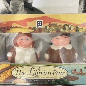 Publix The Pilgrim Pair Salt & Pepper Shakers